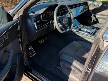 Audi SQ8 4.0 TFSI quattro