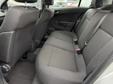Opel Astra 2010 Benzina 1.4-AUTOMATA