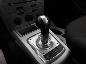 Opel Astra 2010 Benzina 1.4-AUTOMATA