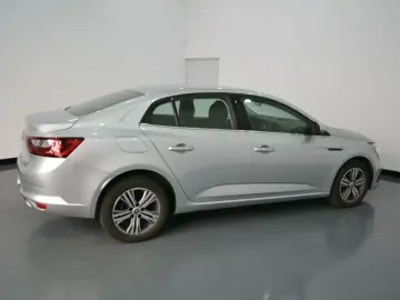 RENAULT MEGANE 1.3 TCe 140CP equilibre