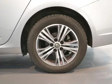 RENAULT MEGANE 1.3 TCe 140CP equilibre