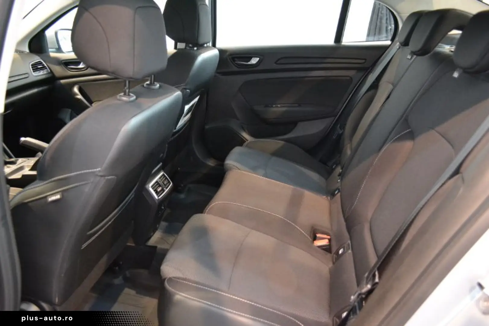 RENAULT MEGANE 1.3 TCe 140CP equilibre