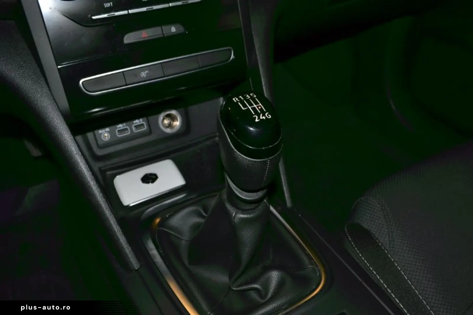 RENAULT MEGANE 1.3 TCe 140CP equilibre