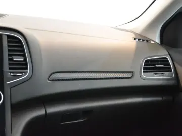 RENAULT MEGANE 1.3 TCe 140CP equilibre