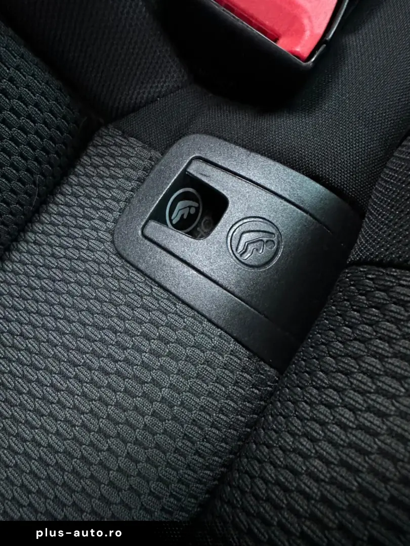 Volkswagen Golf 7 An 2014 Benzină Navi