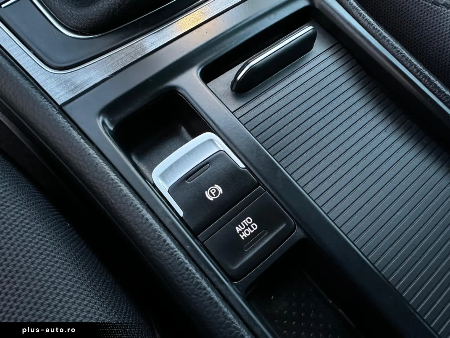 Volkswagen Golf 7 An 2014 Benzină Navi