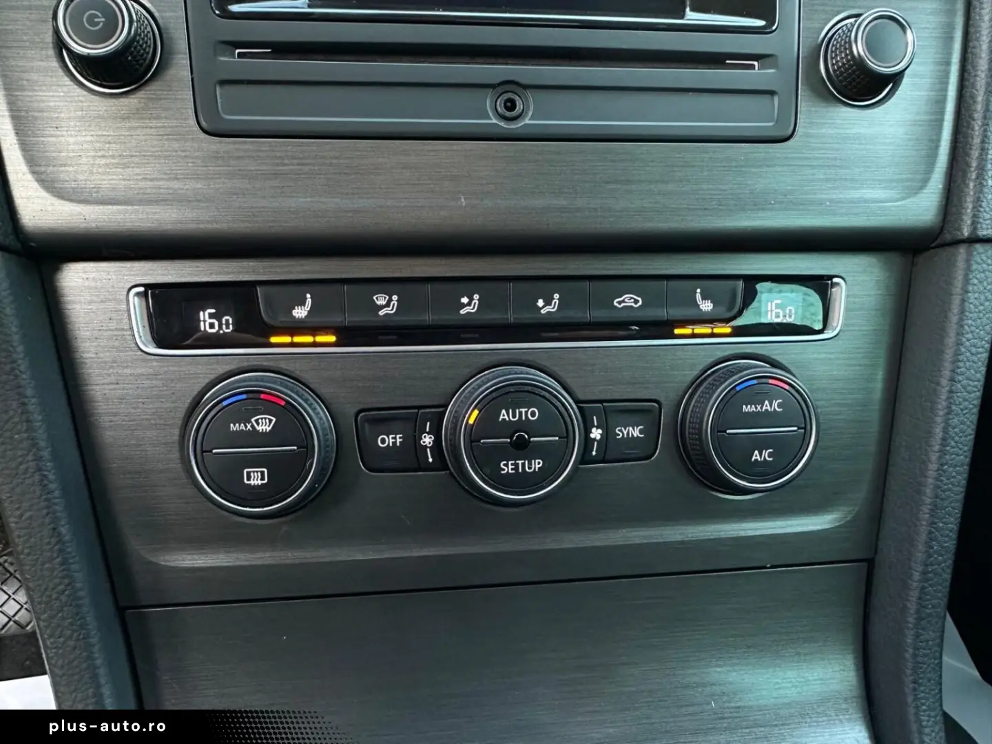 Volkswagen Golf 7 An 2014 Benzină Navi