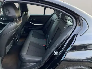 320d xDrive Aut. M-PAKET LED SHZ KLIMA PDC