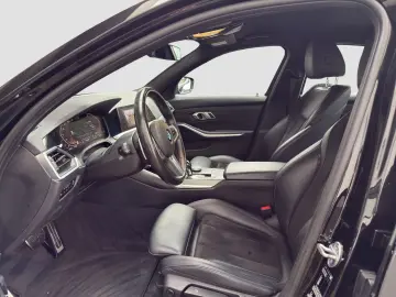 320i xDrive M Sport  LED  PDC  Navi  Lenkrd-Hz.