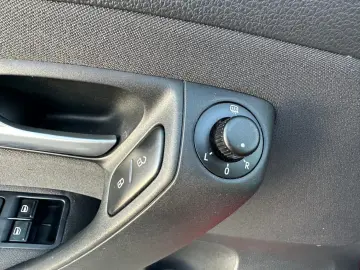 Volkswagen Polo 2012 Benzină 1.4 Mpi E5