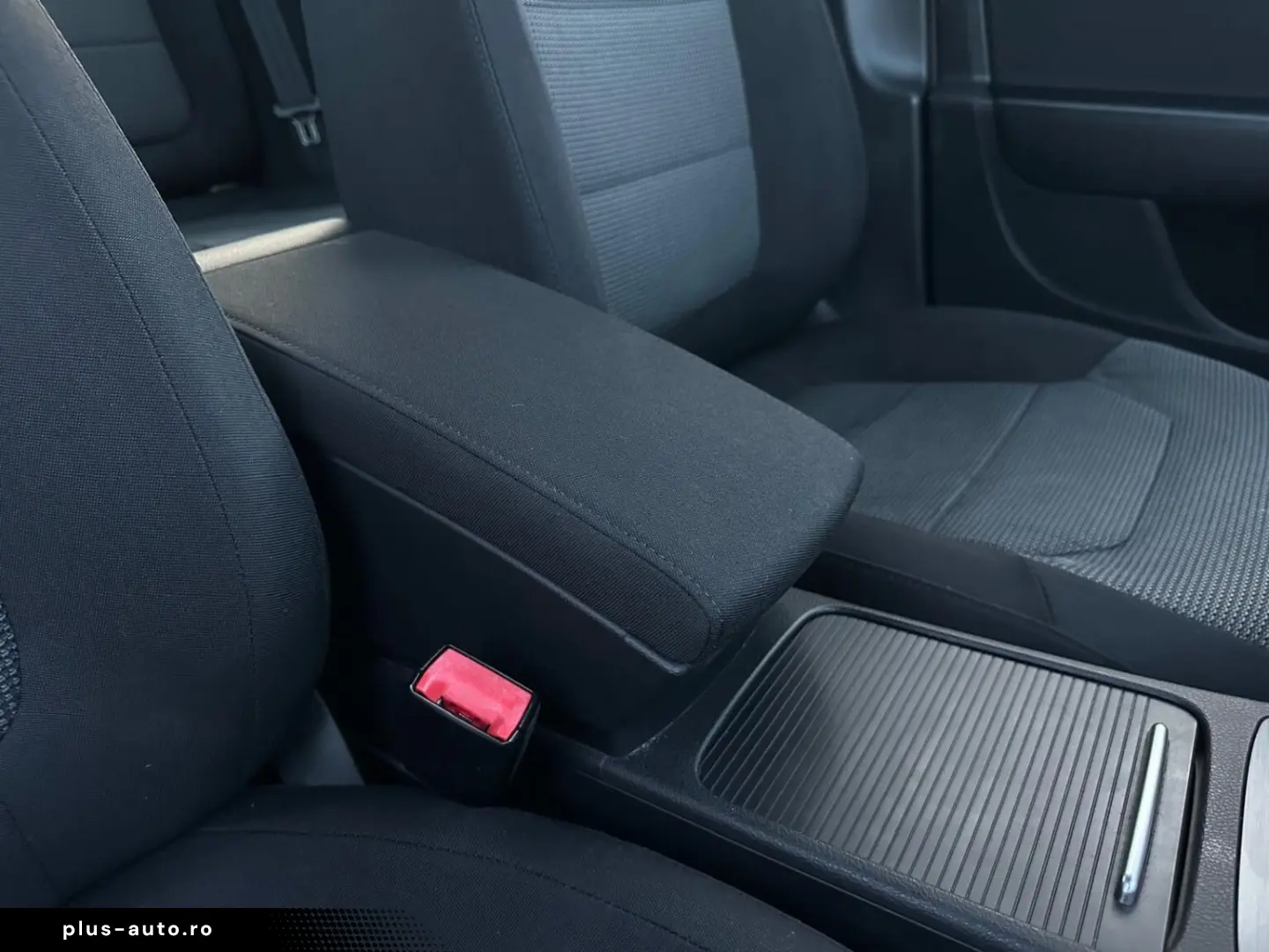 Volkswagen Passat 2012 Benzină 1.4