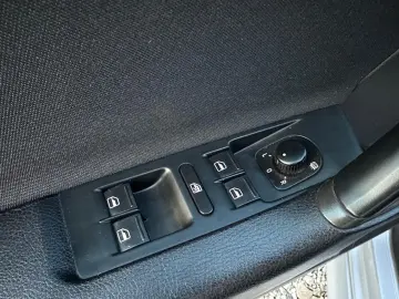 Volkswagen Passat 2012 Benzină 1.4