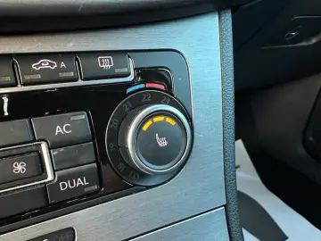 Volkswagen Passat 2012 Benzină 1.4