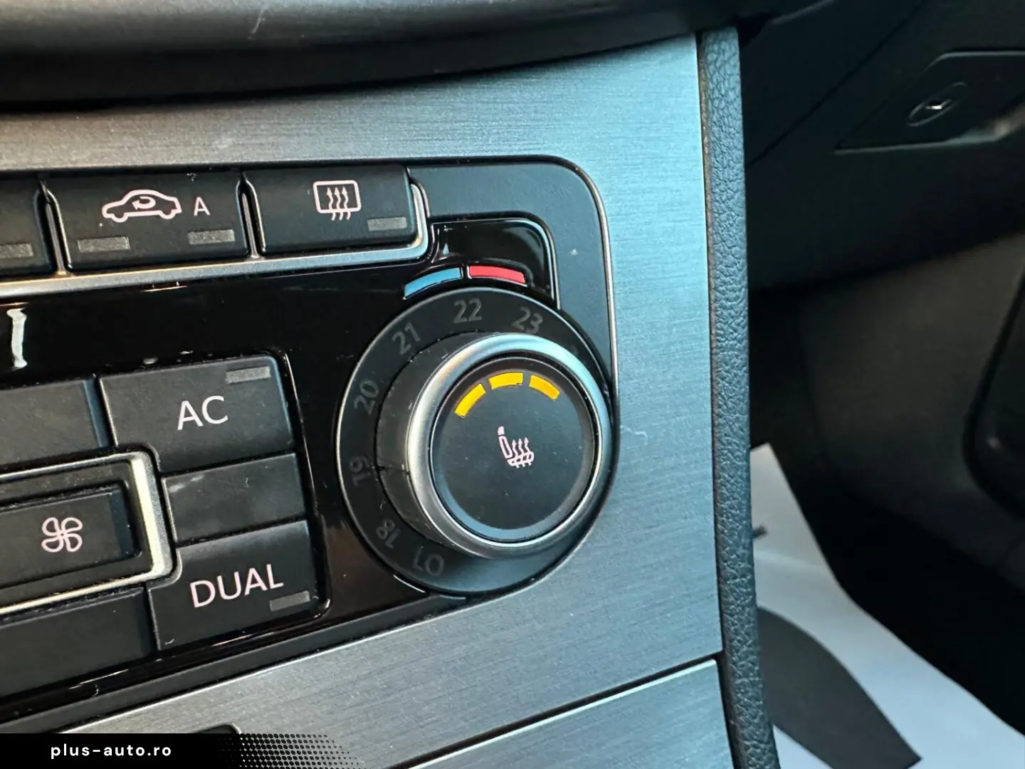 Volkswagen Passat 2012 Benzină 1.4