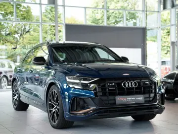 Q8 55 TFSI q. 3 x S Line  S-Sitze  22 Pano MwSt