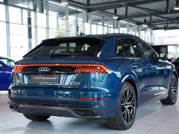 Q8 55 TFSI q. 3 x S Line  S-Sitze  22 Pano MwSt