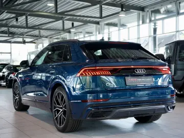 Q8 55 TFSI q. 3 x S Line  S-Sitze  22 Pano MwSt