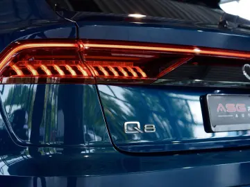 Q8 55 TFSI q. 3 x S Line  S-Sitze  22 Pano MwSt