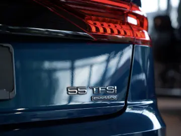 Q8 55 TFSI q. 3 x S Line  S-Sitze  22 Pano MwSt