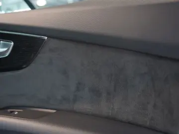 Q8 55 TFSI q. 3 x S Line  S-Sitze  22 Pano MwSt