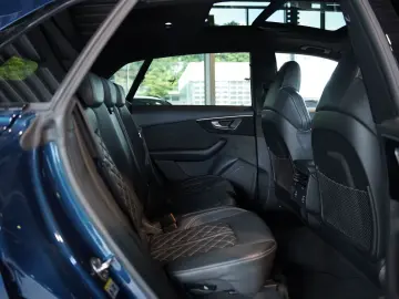 Q8 55 TFSI q. 3 x S Line  S-Sitze  22 Pano MwSt