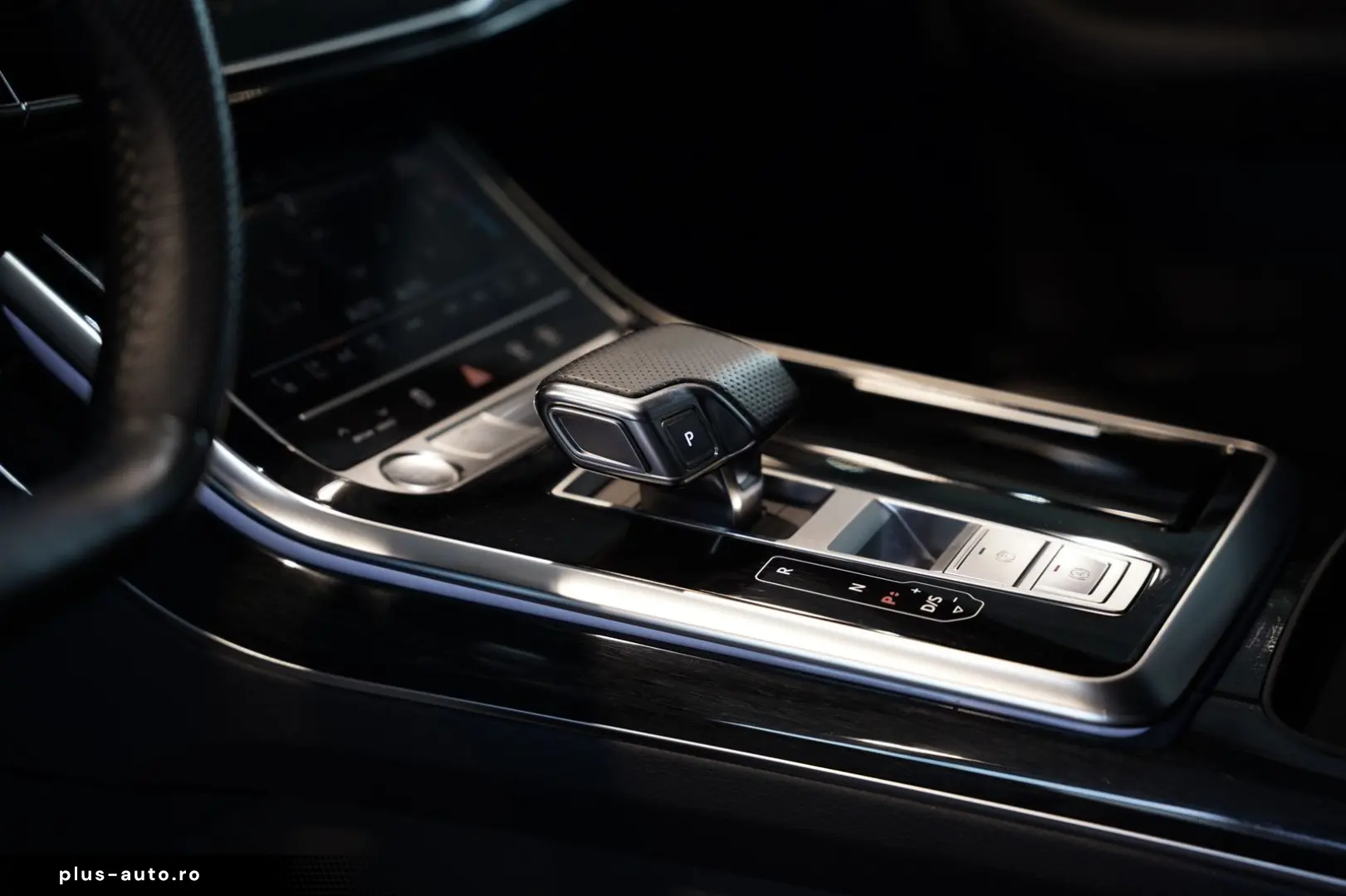 Q8 55 TFSI q. 3 x S Line  S-Sitze  22 Pano MwSt