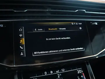 Q8 55 TFSI q. 3 x S Line  S-Sitze  22 Pano MwSt