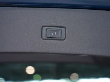 Q8 55 TFSI q. 3 x S Line  S-Sitze  22 Pano MwSt