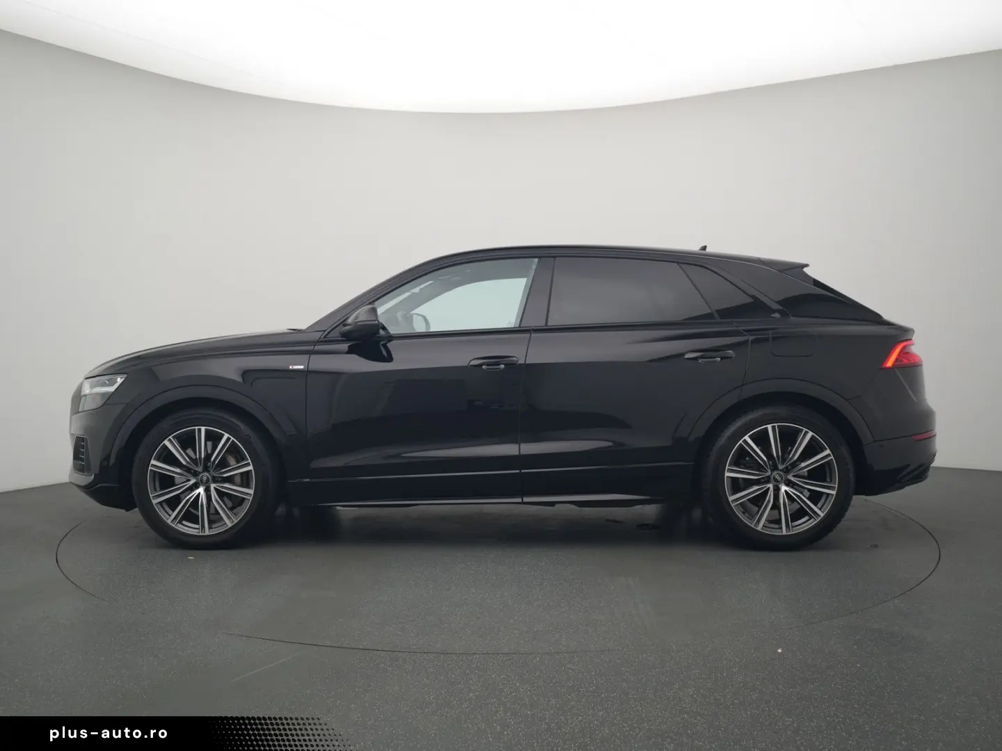 Q8 S line LEDER KAM NAVI VIRT CARPLAY SHZ PDC