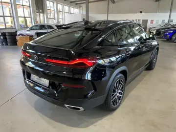 X6 xDrive40i Pano 20´ ACC HUD 360 H&K 1.Hd