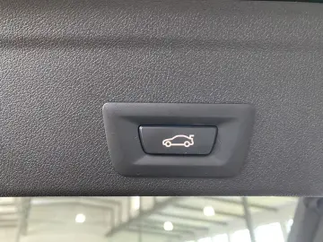 X6 xDrive40i Pano 20´ ACC HUD 360 H&K 1.Hd