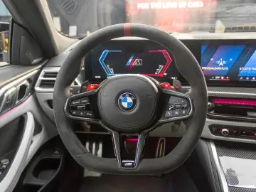 BMW M4 INDIVIDUAL