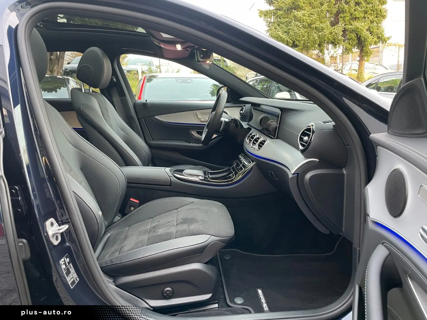 E 400d 4Matic AMG MBUX DISTR HUD 360 PANO STANDH