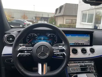 E 400d 4Matic AMG MBUX DISTR HUD 360 PANO STANDH