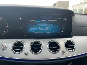 E 400d 4Matic AMG MBUX DISTR HUD 360 PANO STANDH