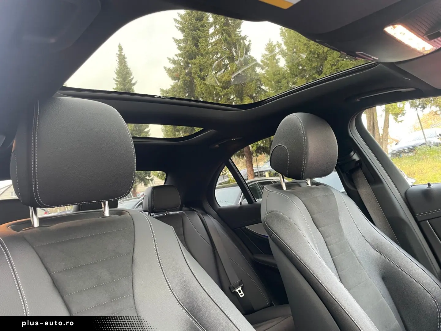 E 400d 4Matic AMG MBUX DISTR HUD 360 PANO STANDH