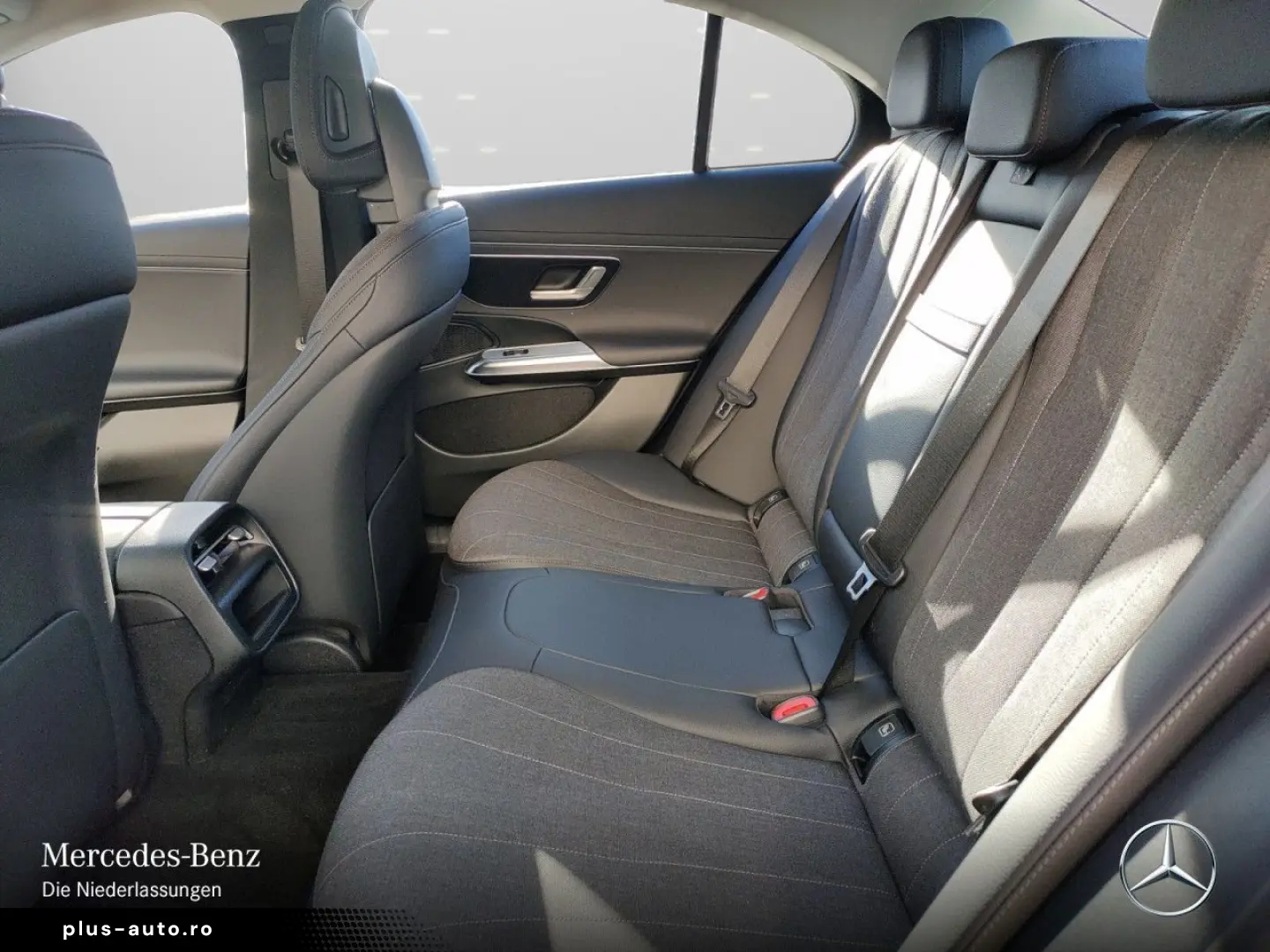 E 300 de Avantgarde Advanced LED DISTRONIC MBUX