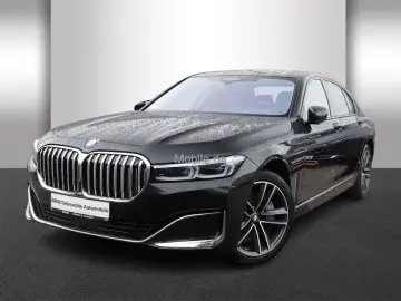 740d xDrive Innovationsp. Sport Aut. Standhzg.