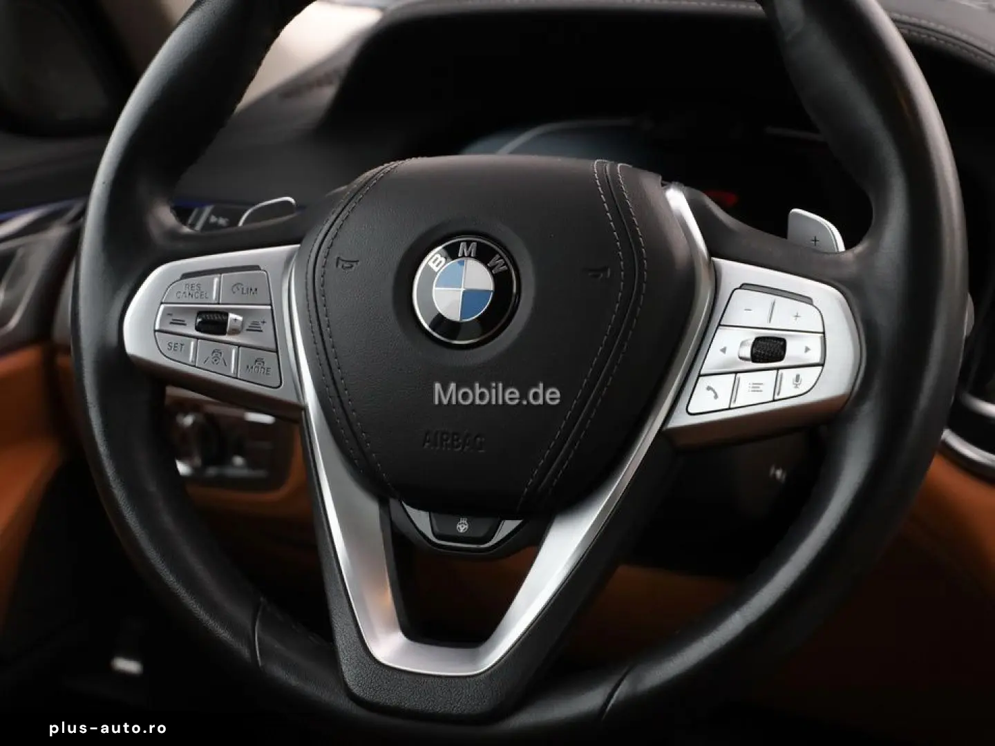 740d xDrive Innovationsp. Sport Aut. Standhzg.