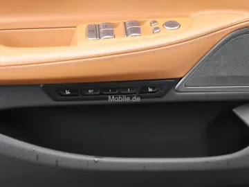 740d xDrive Innovationsp. Sport Aut. Standhzg.