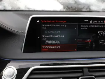 740d xDrive Innovationsp. Sport Aut. Standhzg.