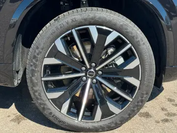 Volvo XC90 T8 Facelift Ultra Bright AHK PANO 7loc