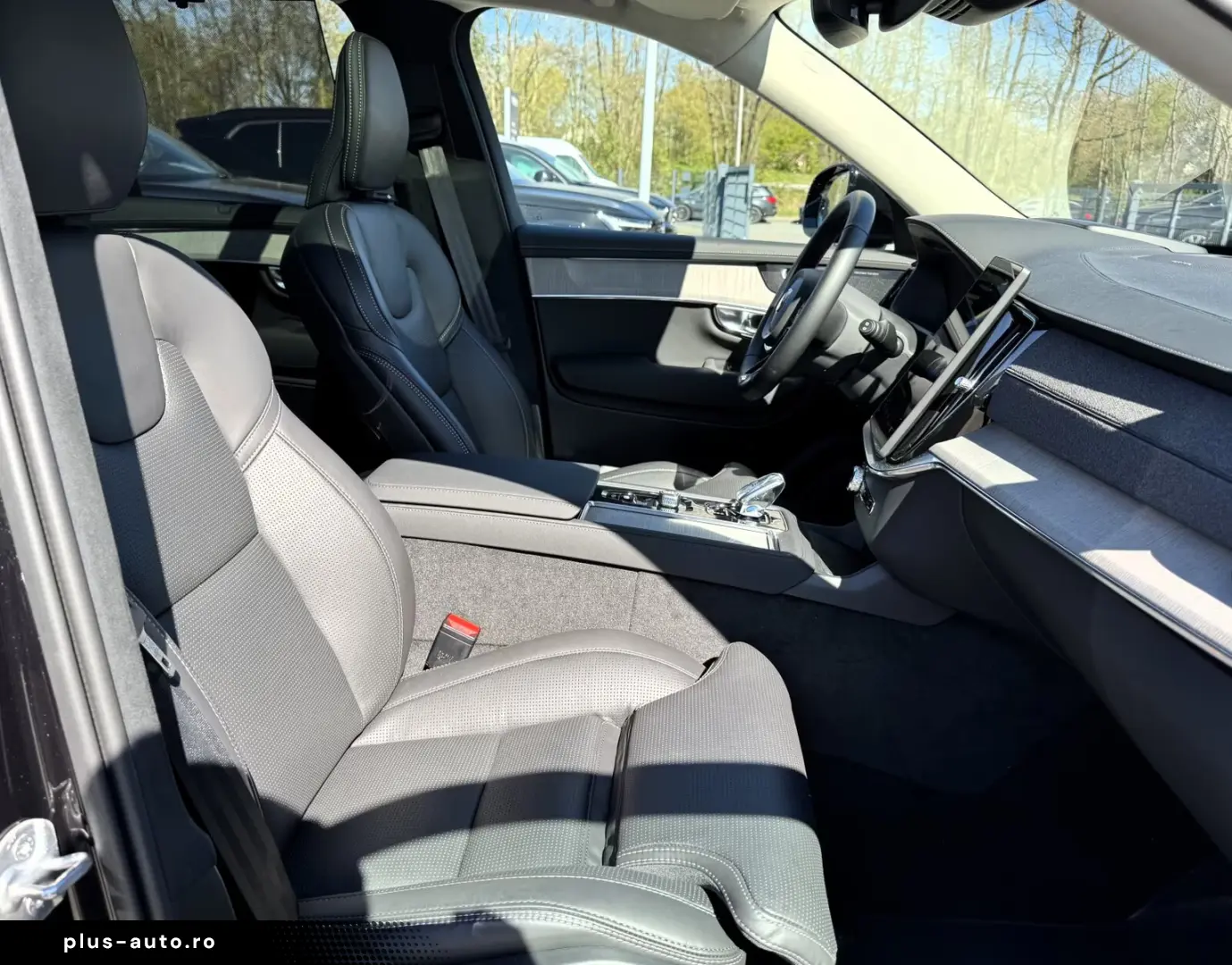 Volvo XC90 T8 Facelift Ultra Bright AHK PANO 7loc