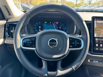 Volvo XC90 T8 Facelift Ultra Bright AHK PANO 7loc