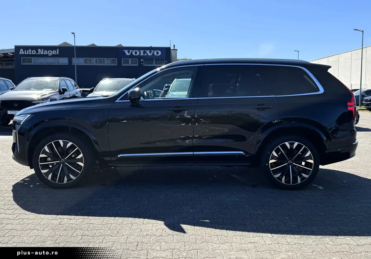 Volvo XC90 T8 Facelift Ultra Bright AHK PANO 7loc