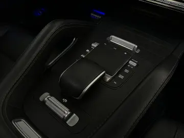 GLE 400 d AMG  PANO LUFT 360  HUD AHK BURM 22