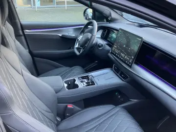 Sealion 7 Excellence AWD 360 -Kamera Head-Up LED