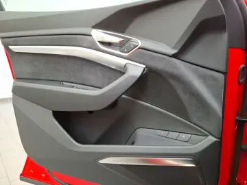 Audi SQ8 Sportback e-tron