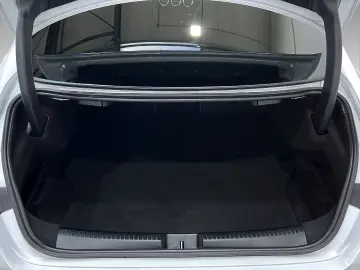 CLA 250 e Coupé AMG MULTI NIGHT Memo TotW 360