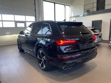 SQ7 4.0 TFSI quattro PANO LASER 360  AHK 7 SITZE